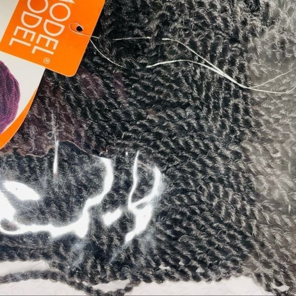 ModelModel Synthetic Hair Crochet Braids Glance 3X Wavy Feathered Twist 1b wig - Picture 6 of 6